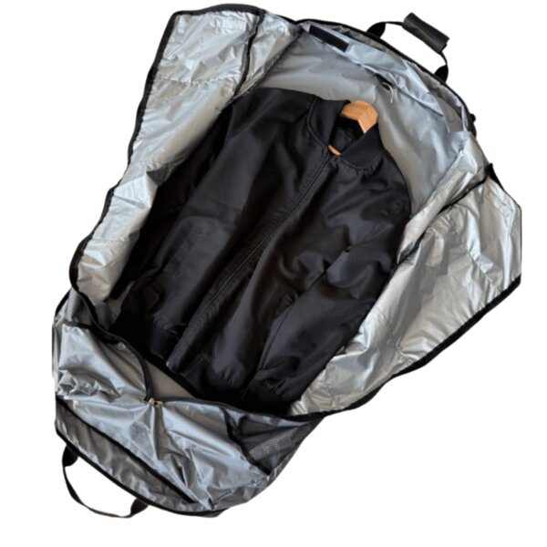 Garments Bag Thumbnail